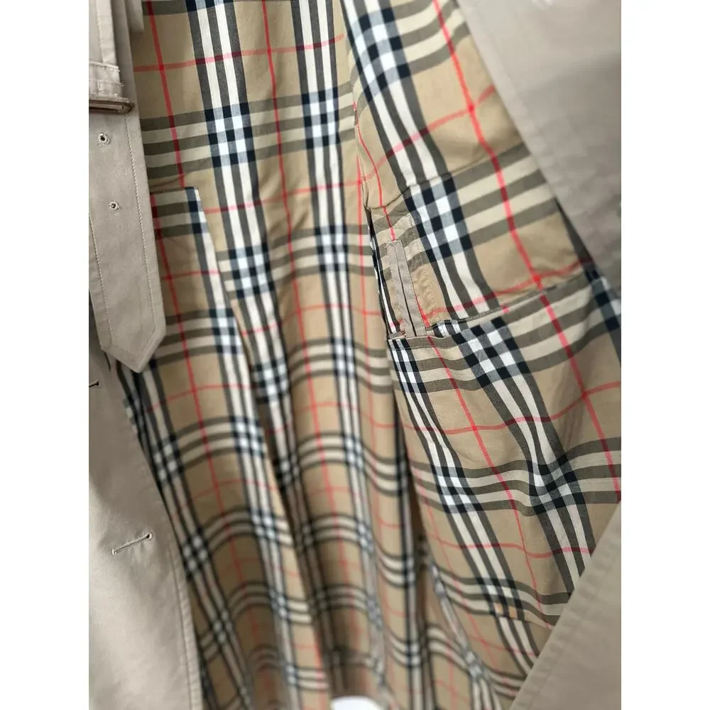 Burberry of London Castleford Trench Coat Men's Size 40 Beige Long Sleeves - Picture 9 of 13